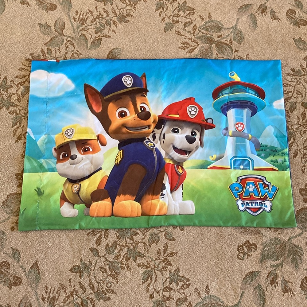 Paw Patrol pillowcase. Standard size. Nickelodeon. Excellent condition